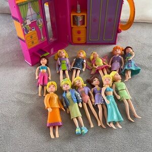 2012 Polly Pocket dolls with carrying case!